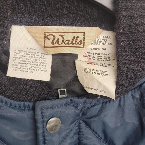 Vintage Walls Quilted men’s navy blue puffer jacket size large tall. Flawed - Picture 2 of 5